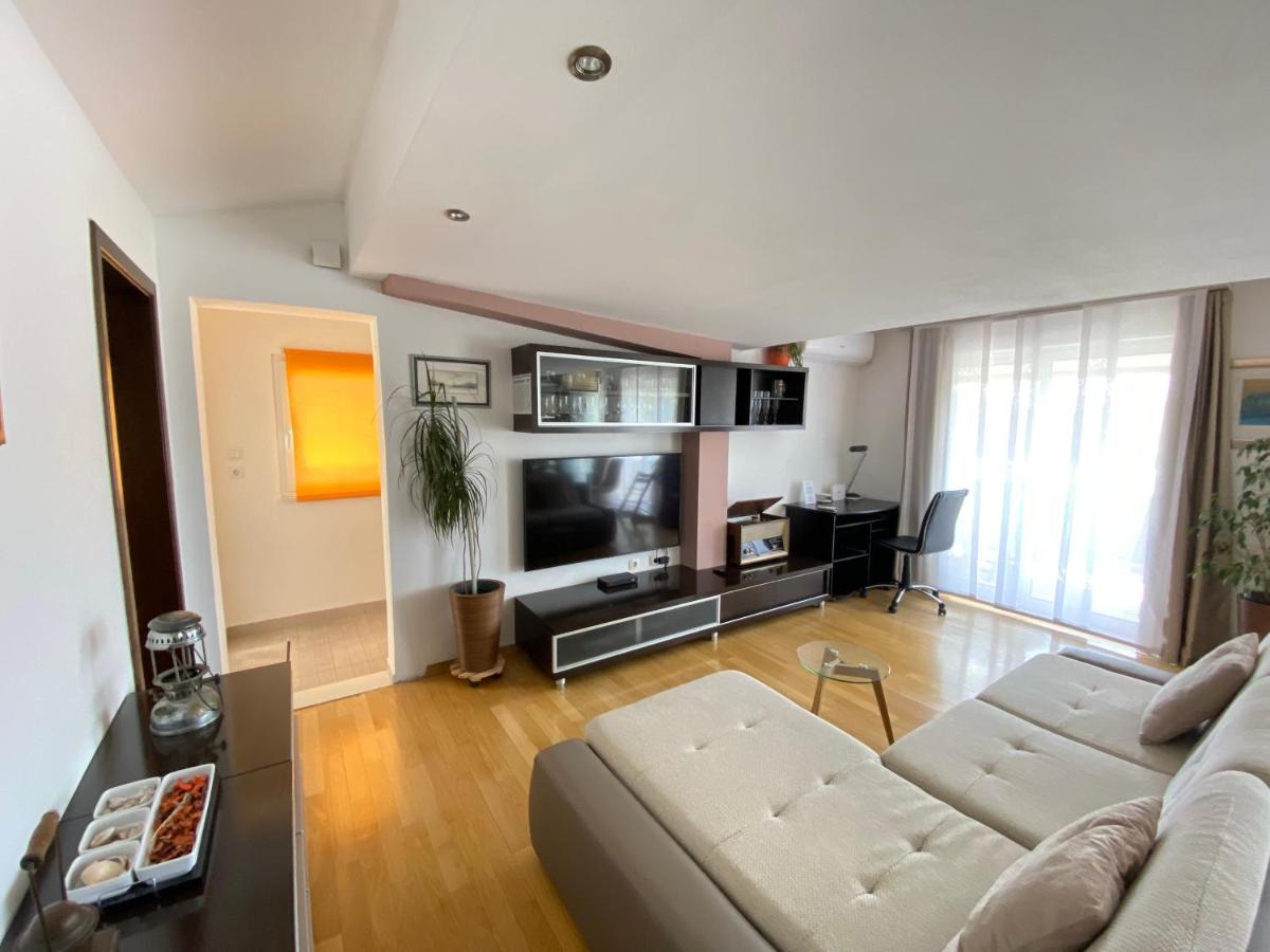 פודסטראנה Apartment Sirius מראה חיצוני תמונה