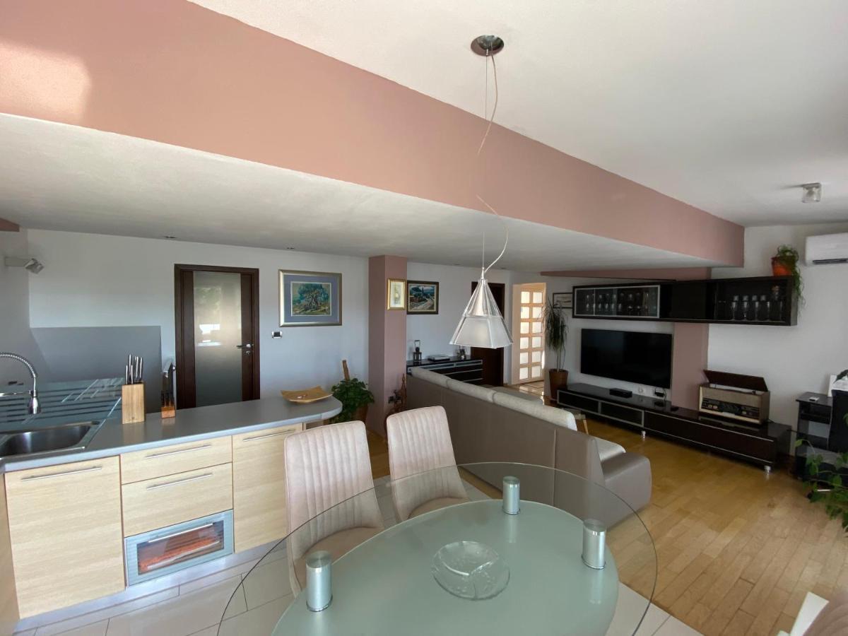 פודסטראנה Apartment Sirius מראה חיצוני תמונה