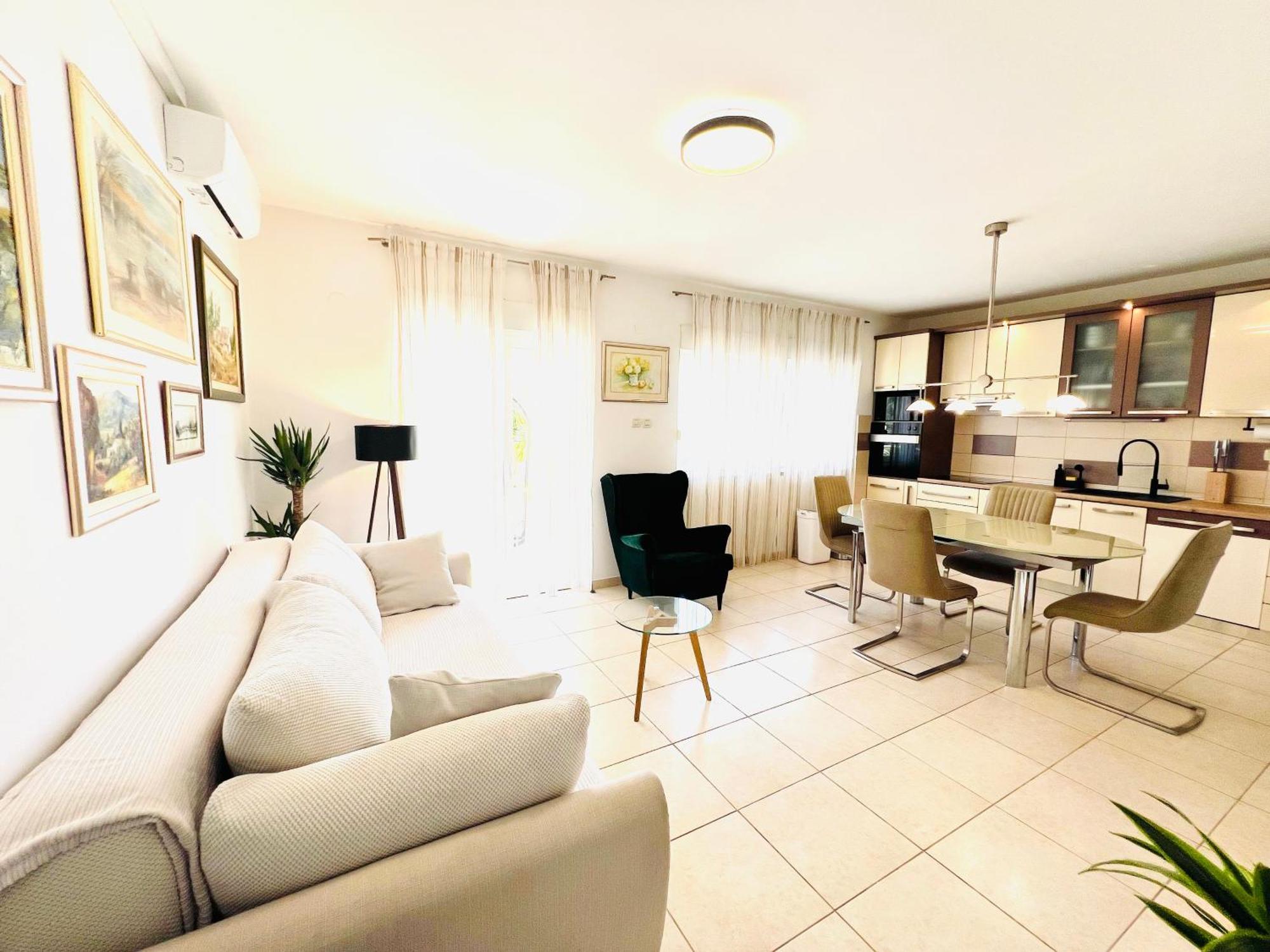 פודסטראנה Apartment Sirius מראה חיצוני תמונה