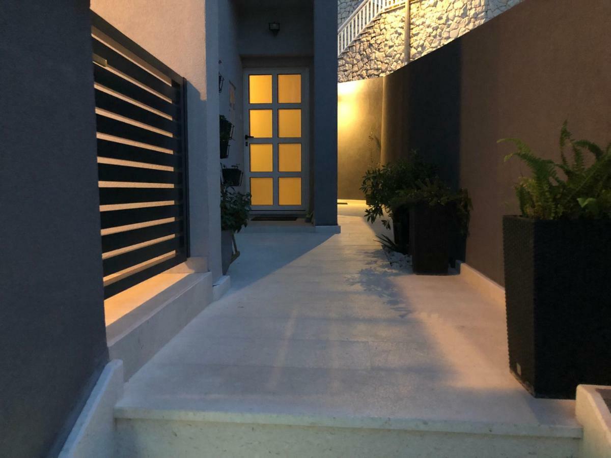 פודסטראנה Apartment Sirius מראה חיצוני תמונה